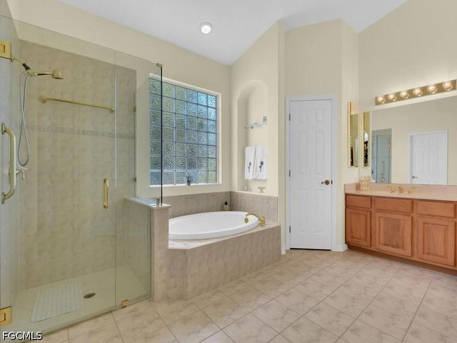 15420 Greenock LN, Fort Myers, FL 33912