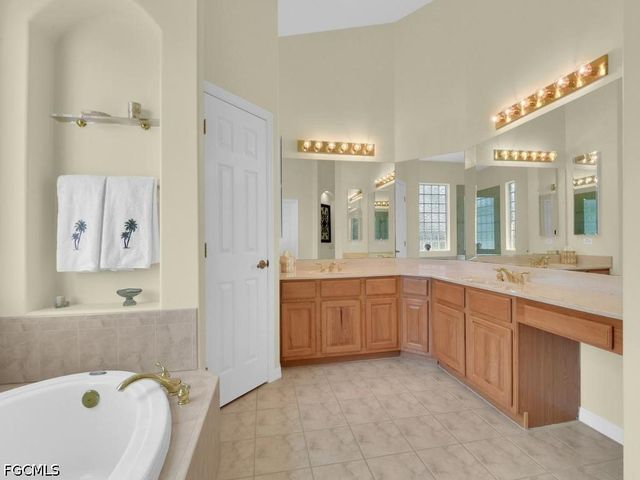 15420 Greenock LN, Fort Myers, FL 33912