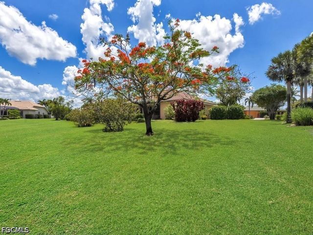 15420 Greenock LN, Fort Myers, FL 33912