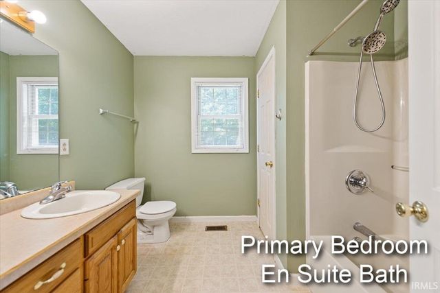 2664 S Danlyn Road, Bloomington, IN 47403