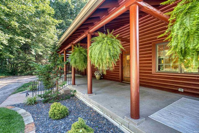 4800 Hoelscher Road, Evansville, IN 47712