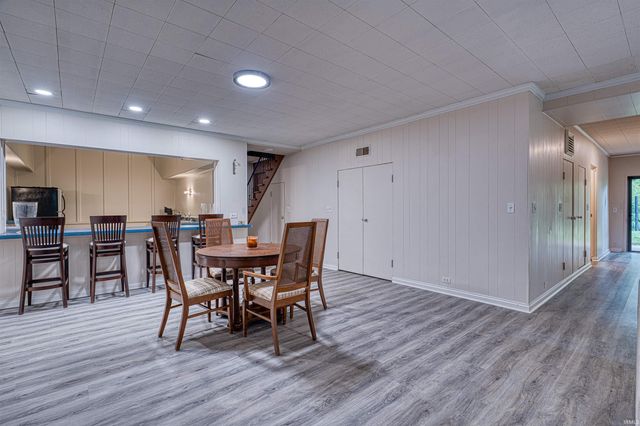 4800 Hoelscher Road, Evansville, IN 47712