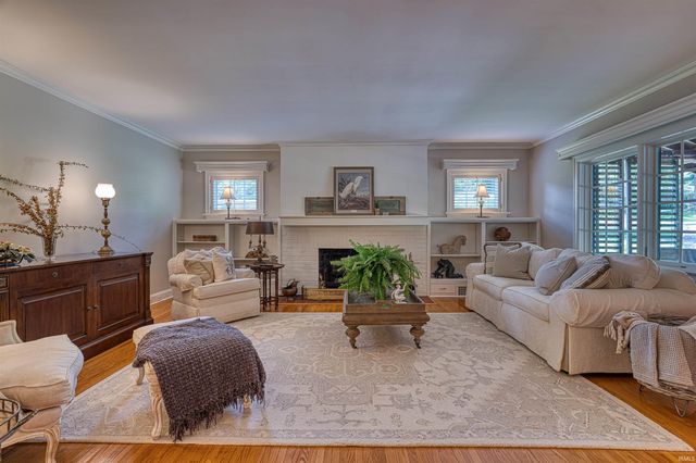 4800 Hoelscher Road, Evansville, IN 47712