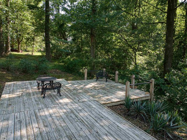 4800 Hoelscher Road, Evansville, IN 47712