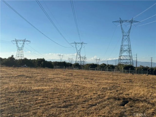 8539 W Avenue L, Lancaster, CA 93536