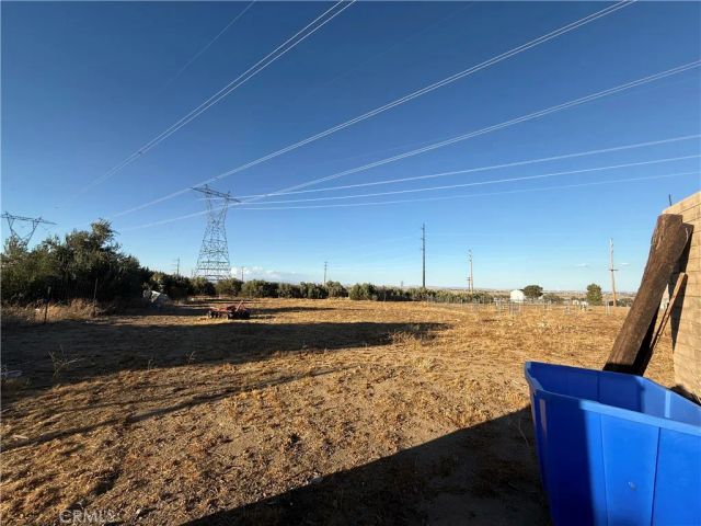 8539 W Avenue L, Lancaster, CA 93536