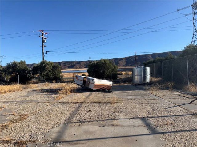 8539 W Avenue L, Lancaster, CA 93536