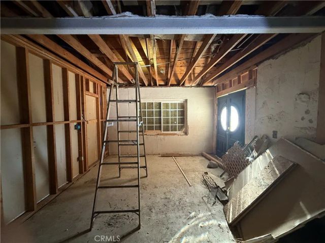 8539 W Avenue L, Lancaster, CA 93536