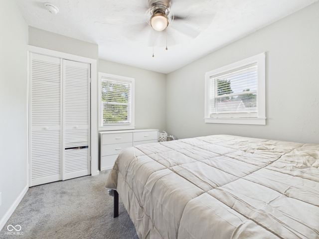 1124 E 10th Street, Anderson, IN 46012