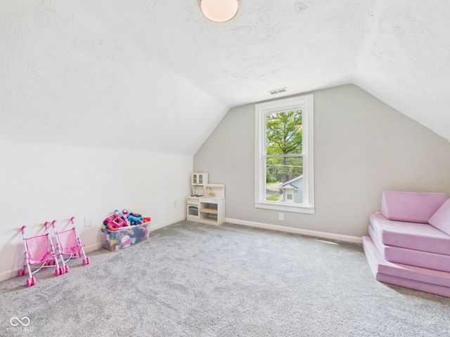 1124 E 10th Street, Anderson, IN 46012