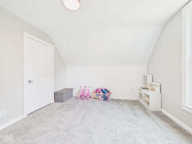 1124 E 10th Street, Anderson, IN 46012