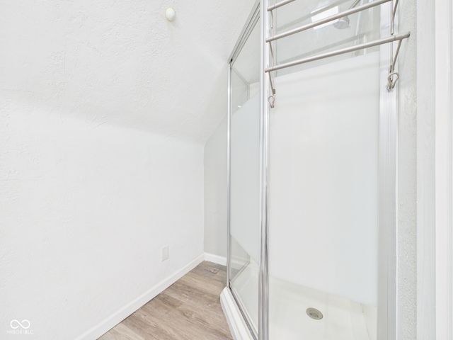 1124 E 10th Street, Anderson, IN 46012