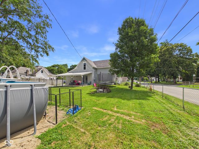 1124 E 10th Street, Anderson, IN 46012