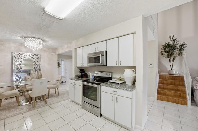 9172 Boca Gardens Parkway B, Boca Raton, FL 33496