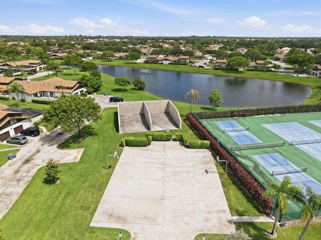 9172 Boca Gardens Parkway B, Boca Raton, FL 33496
