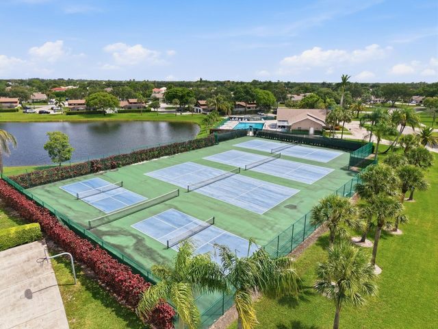 9172 Boca Gardens Parkway B, Boca Raton, FL 33496