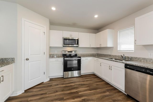 17640 Cedar Crest Drive, Conroe, TX 77306