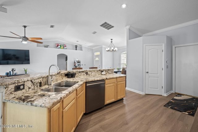 8575 CROOKED TREE Drive, Jacksonville, FL 32256