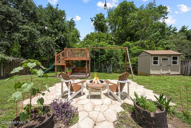 8575 CROOKED TREE Drive, Jacksonville, FL 32256