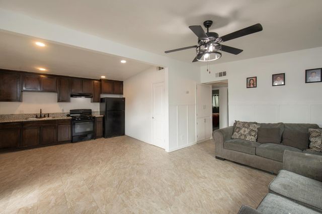 248 W Eden Avenue, Fresno, CA 93706