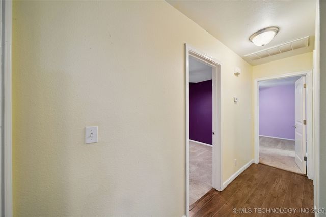 142 W Fairlane Court, Sapulpa, OK 74066