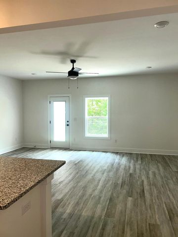 623 Farcroft Trail, Roebuck, SC 29376