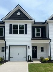 623 Farcroft Trail, Roebuck, SC 29376