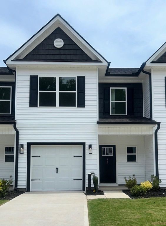 623 Farcroft Trail, Roebuck, SC 29376
