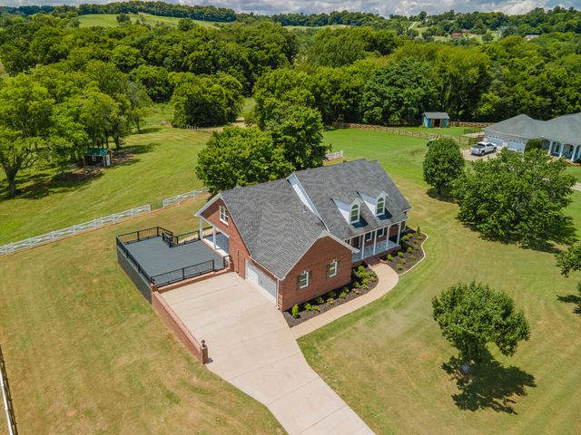 1821 Gina Lynn Dr, Lewisburg, TN 37091