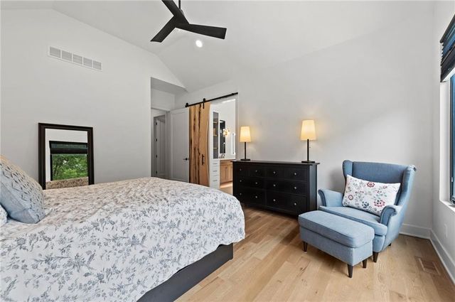 12560 NW Bittersweet Drive, Platte City, MO 64079