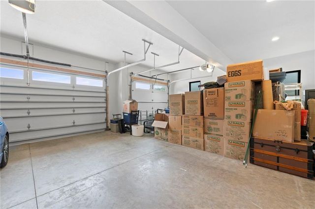 12560 NW Bittersweet Drive, Platte City, MO 64079