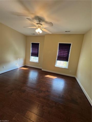 5804 Brakenwood Lane, Pfafftown, NC 27040