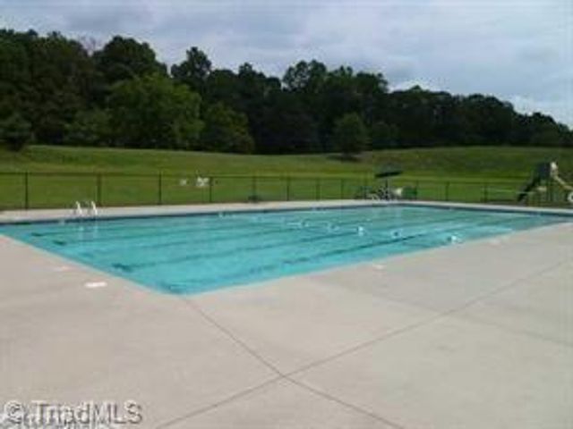 5804 Brakenwood Lane, Pfafftown, NC 27040