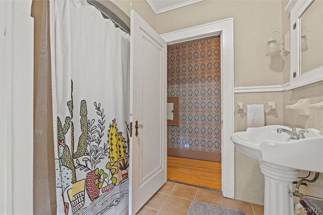 117 Claire Road, Syracuse, NY 13214