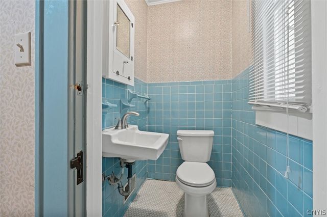 117 Claire Road, Syracuse, NY 13214