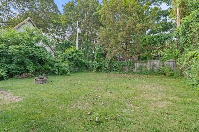 117 Claire Road, Syracuse, NY 13214
