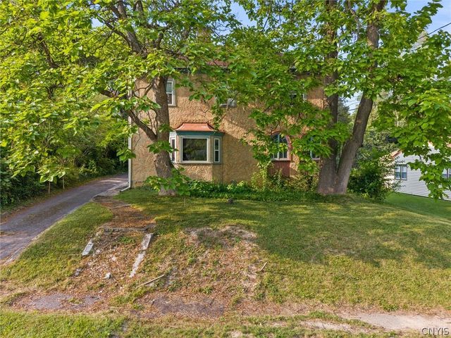 117 Claire Road, Syracuse, NY 13214