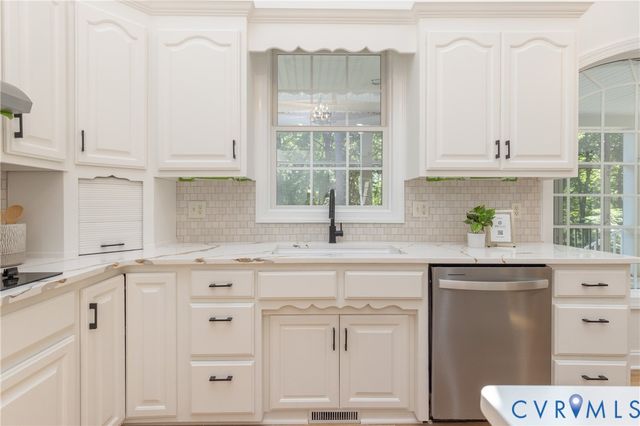 104 Petersburg Rd, Powhatan, VA 23139