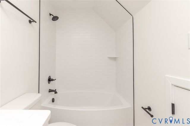 104 Petersburg Rd, Powhatan, VA 23139