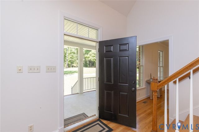 104 Petersburg Rd, Powhatan, VA 23139