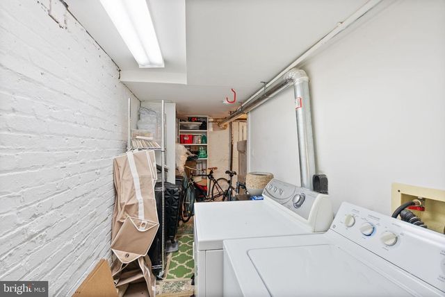1747 SWANN ST NW, Washington, DC 20009