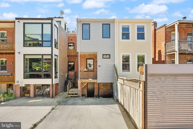 1747 SWANN ST NW, Washington, DC 20009