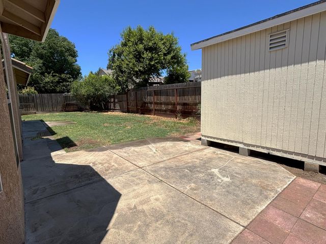 2723 Mitchell Avenue, Clovis, CA 93611