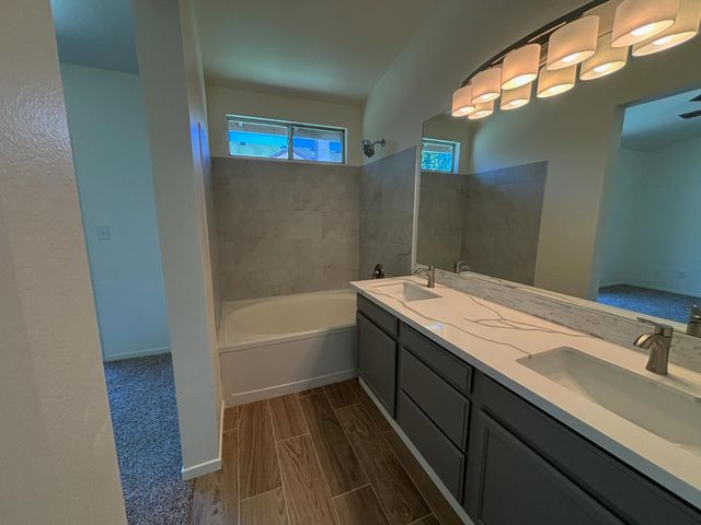 2723 Mitchell Avenue, Clovis, CA 93611