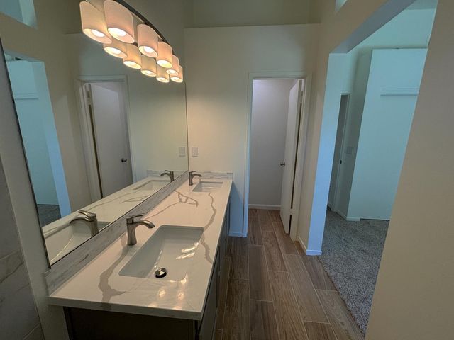 2723 Mitchell Avenue, Clovis, CA 93611