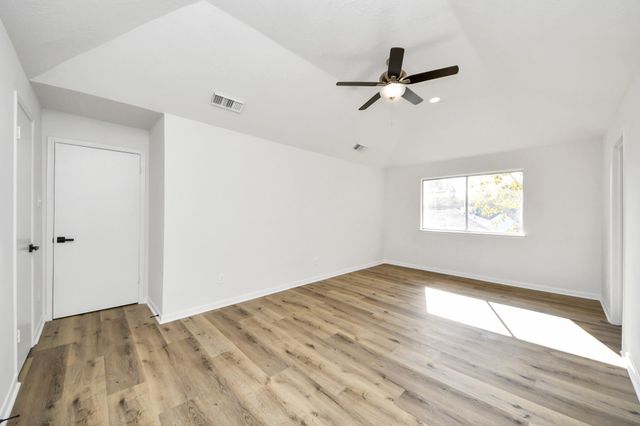 6511 Bayou Crest Drive, Houston, TX 77088