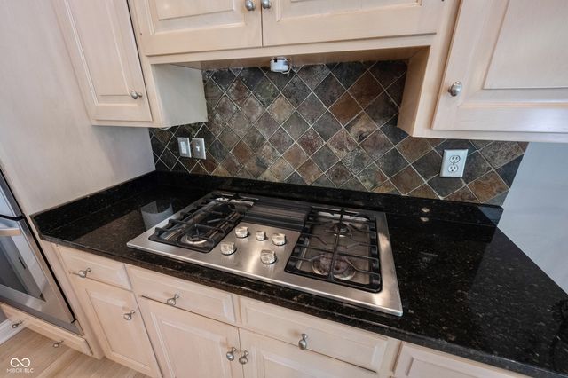 5574 Canton Drive, Carmel, IN 46033