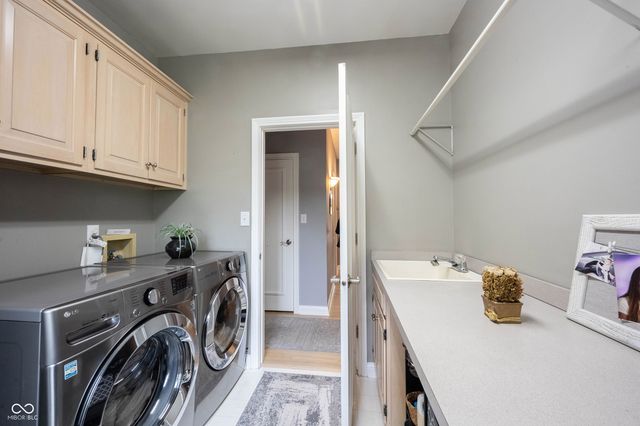 5574 Canton Drive, Carmel, IN 46033