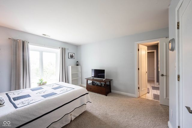 5574 Canton Drive, Carmel, IN 46033