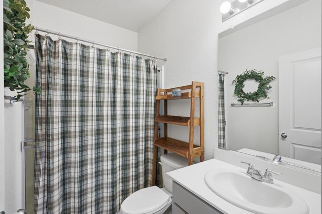 3203 Huntington St, Lincoln, CA 95648